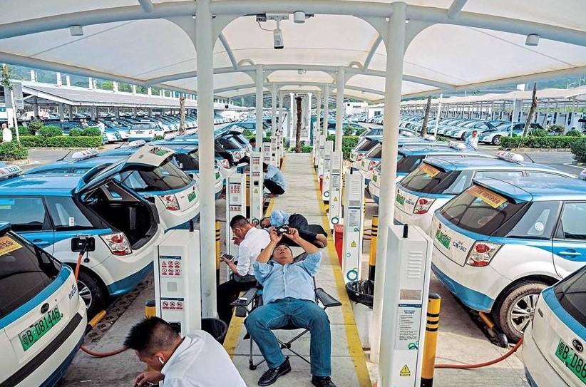Hệ thống trạm sạc xe điện tại Thâm Quyến