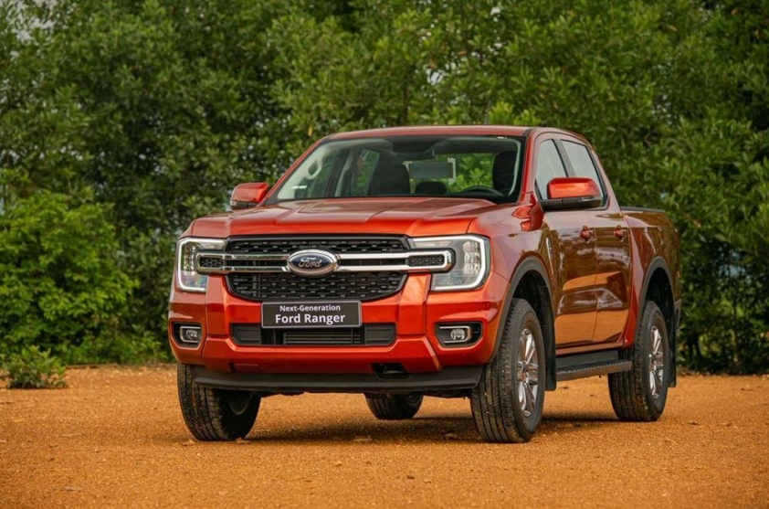 Ford Ranger nhận ưu đãi lệ phí trước bạ và giảm giá mạnh