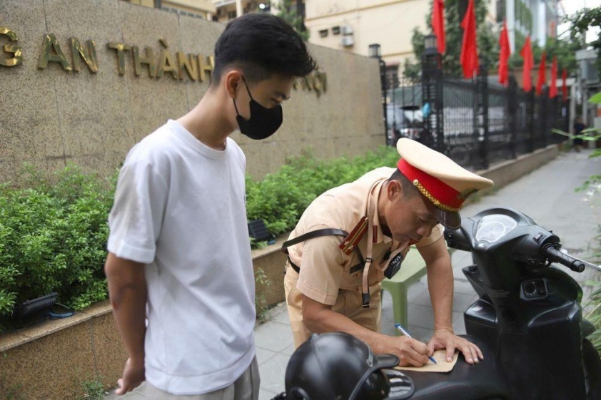 Tuần tra tại trường học
