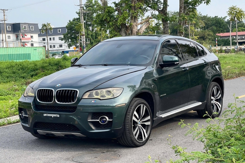 BMW X6 rao bán giá rẻ tại Việt Nam