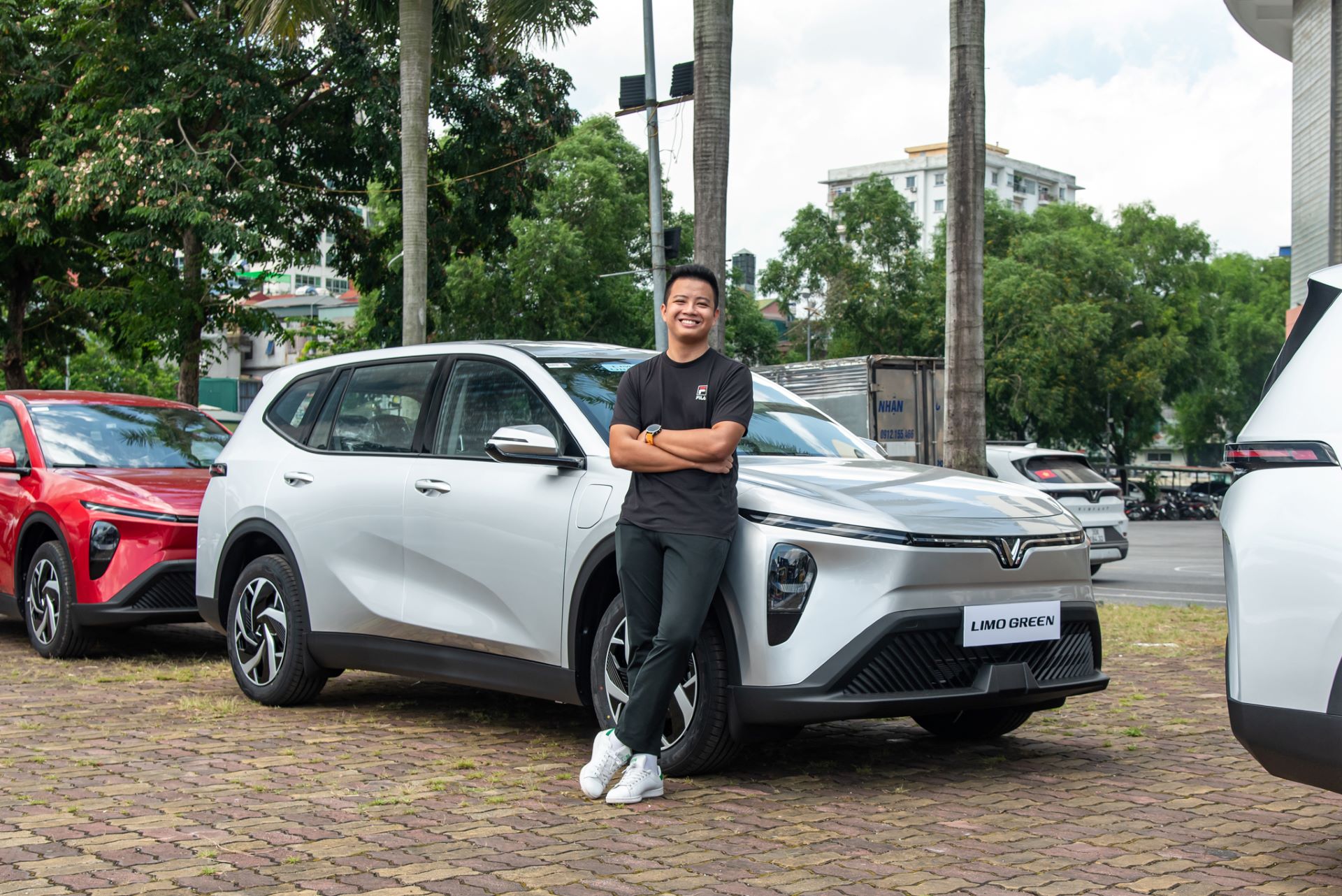 Anh Đăng Nguyễn đánh giá kích thước Limo Green
