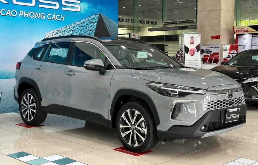 corolla-cross-hybrid