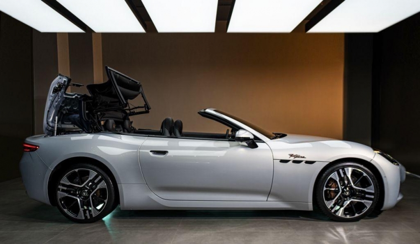Chi tiết Maserati GranCabrio Folgore