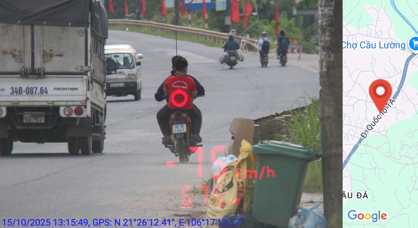 Xe máy chạy quá tốc độ