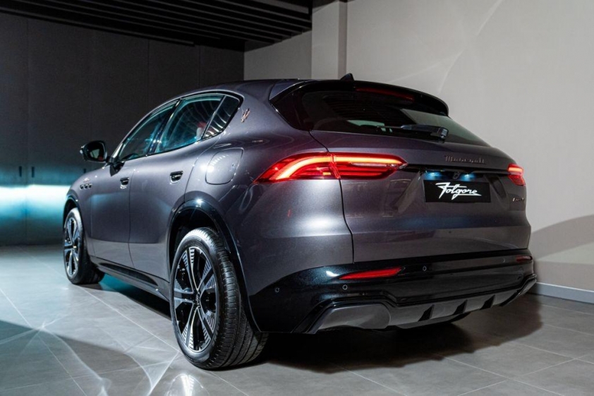 Maserati Grecale Folgore chi tiết