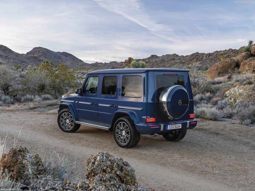 Mercedes-Benz G 500 nhìn từ bên hông