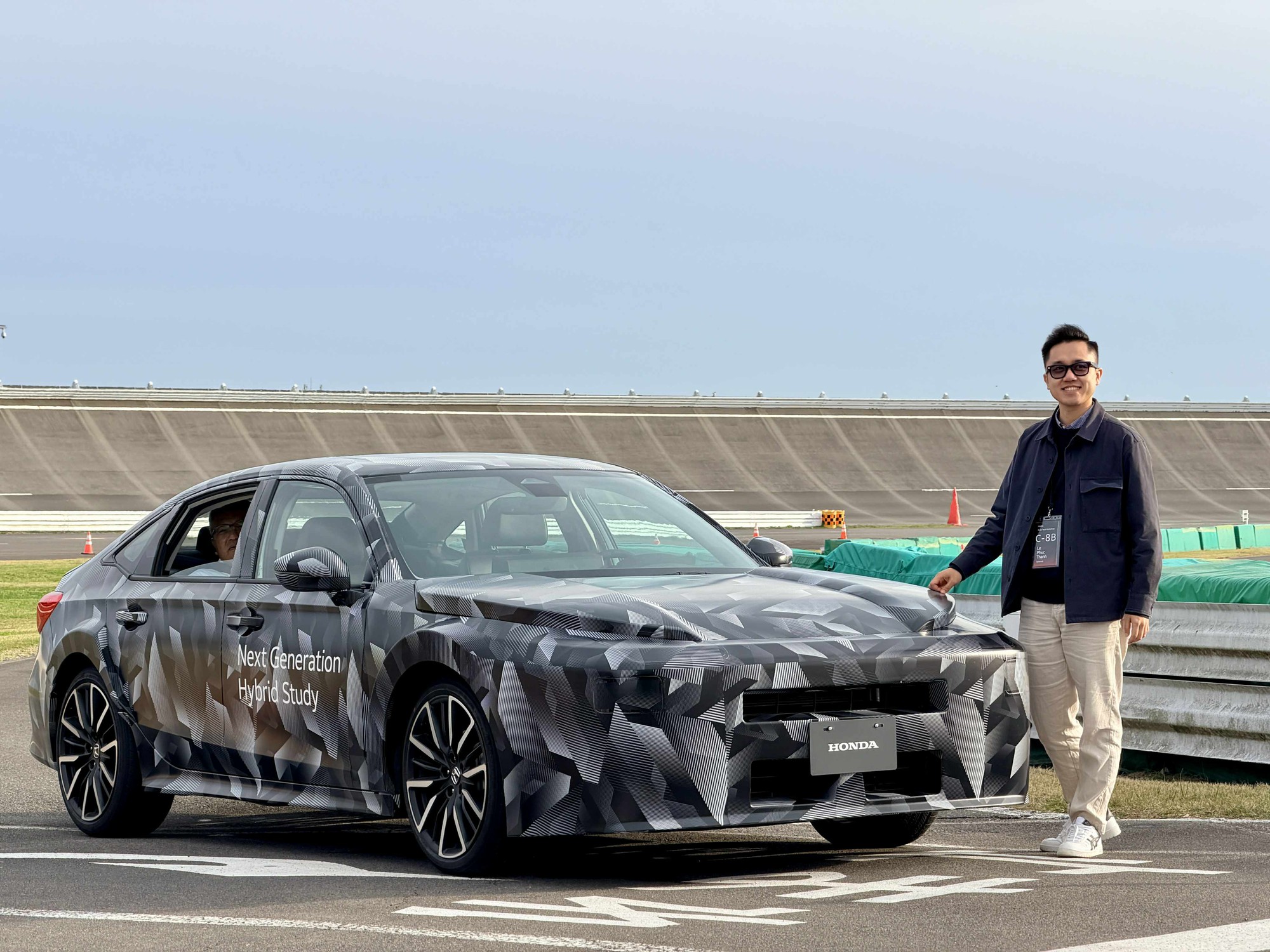 Đánh giá chi tiết trải nghiệm động cơ hybrid trên Civic mới