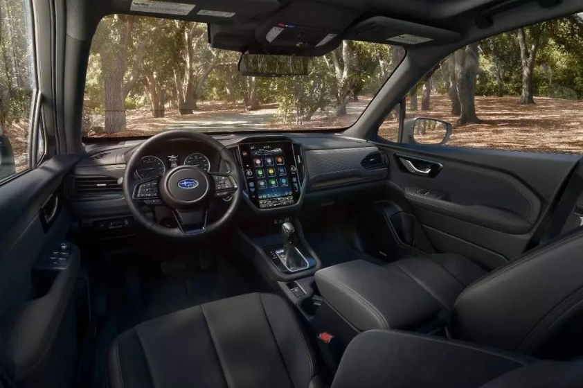 Nội thất hiện đại của Subaru Forester 2026