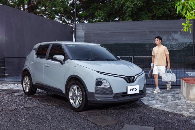 VinFast VF 5 dẫn đầu phân khúc SUV cỡ A VinFast VF 5 áp đảo phân khúc SUV cỡ A