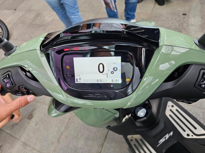 Khoang chứa đồ rộng rãi của Honda SH 2026