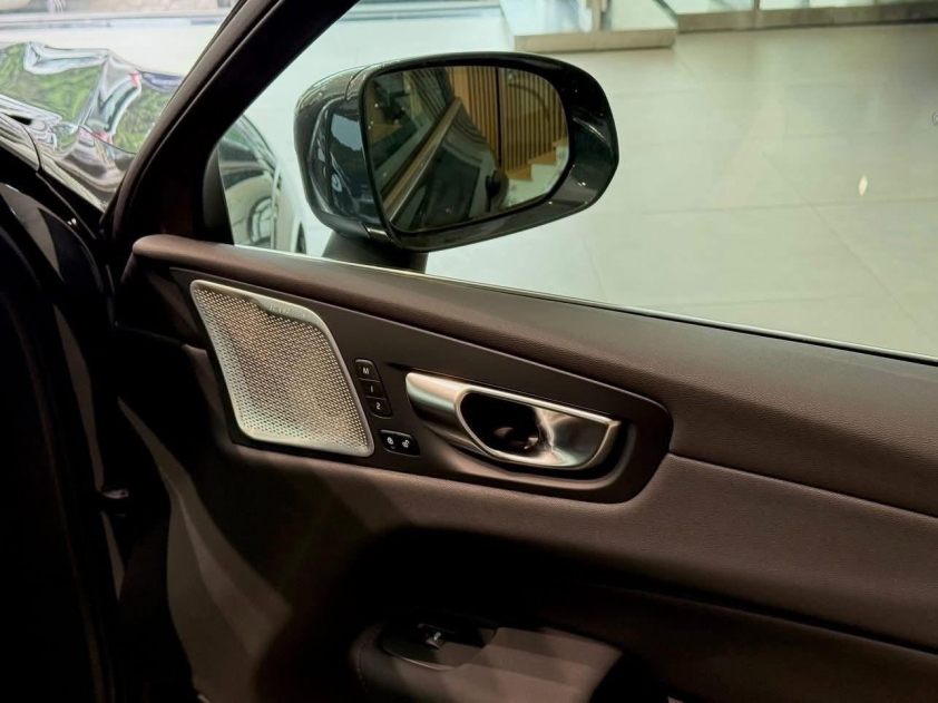 Cabin Volvo XC60 cách âm tốt