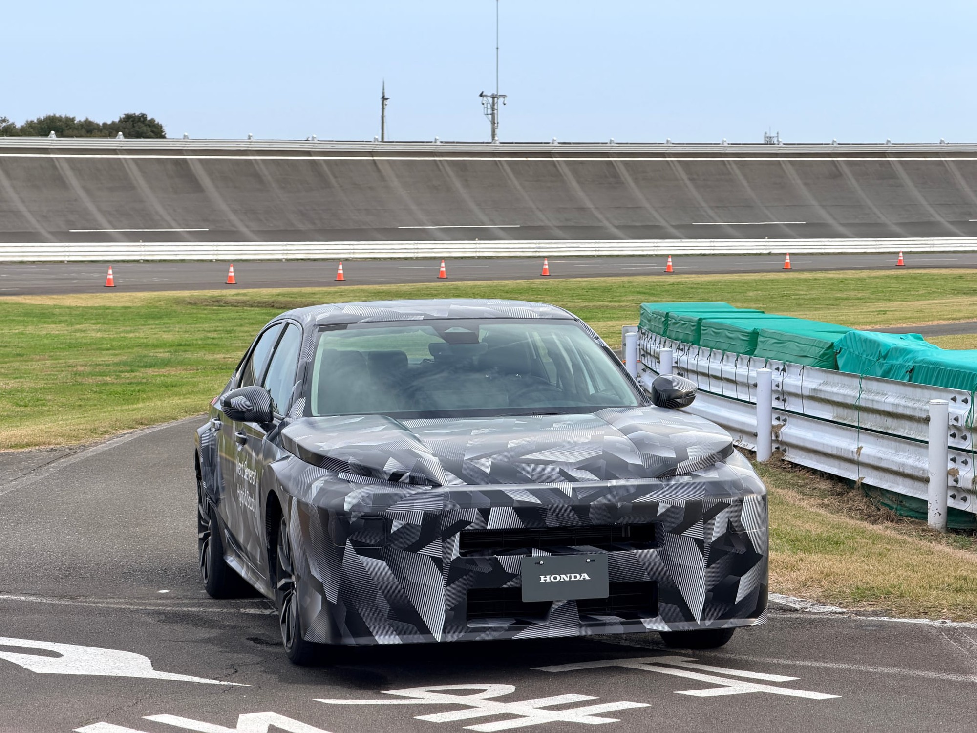 Trải nghiệm vận hành nâng cấp trên Civic mới