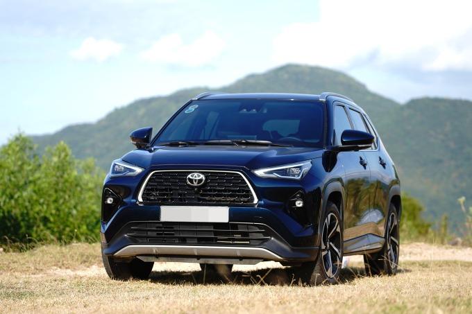 Toyota Yaris Cross với phiên bản hybrid và xăng