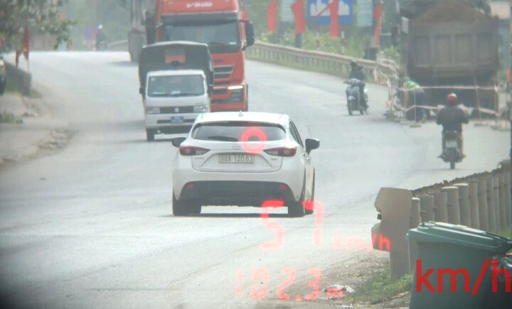Ô tô chạy quá tốc độ quy định