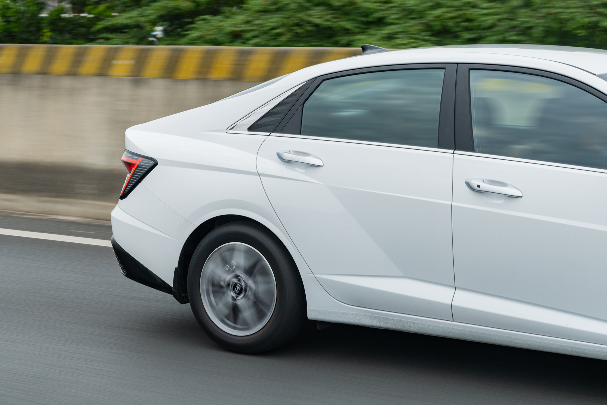 Giá xe Hyundai Accent