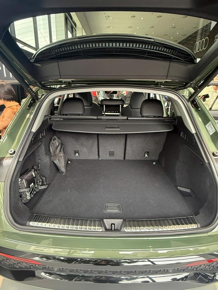 Audi Q5 4 Khoang nội thất Audi Q5