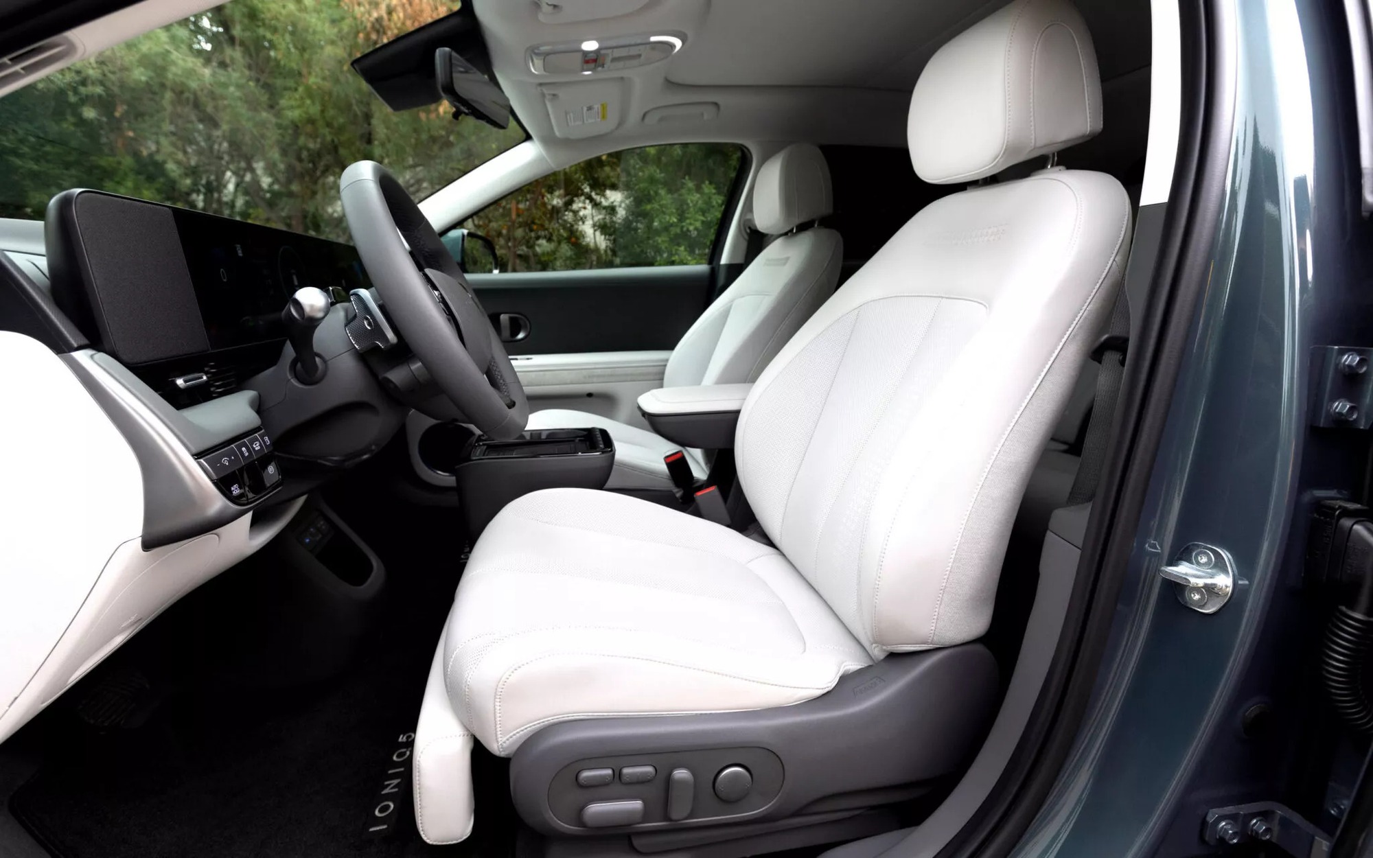 Khoang cabin của Hyundai Ioniq 5 Khoang cabin xe Hyundai Ioniq 5